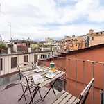 Modern Colosseum Flat